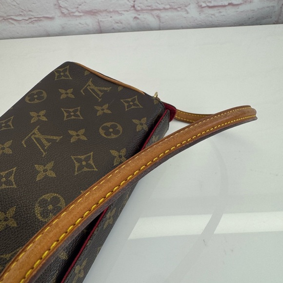 Louis Vuitton Monogram Canvas Recital Bag - Picture 8 of 14
